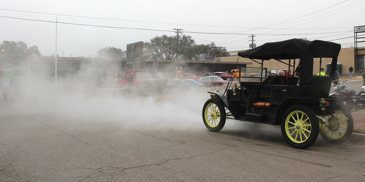 1910 Stanley Steamer